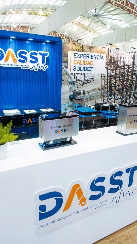 Una marca con una propuesta especializada merece un espacio que la represente. ⁣
⁣
Para DASST, trabajamos este stand en Expo Acero, creando una propuesta pensada para proyectar su identidad y presencia dentro del evento. 🤝⁣
⁣
Gracias por confiar en OE Corp para ser parte de este proyecto. ⁣
⁣
#OECorp #DASST #ExpoAcero #DiseñoDeStand #EventosCorporativos
